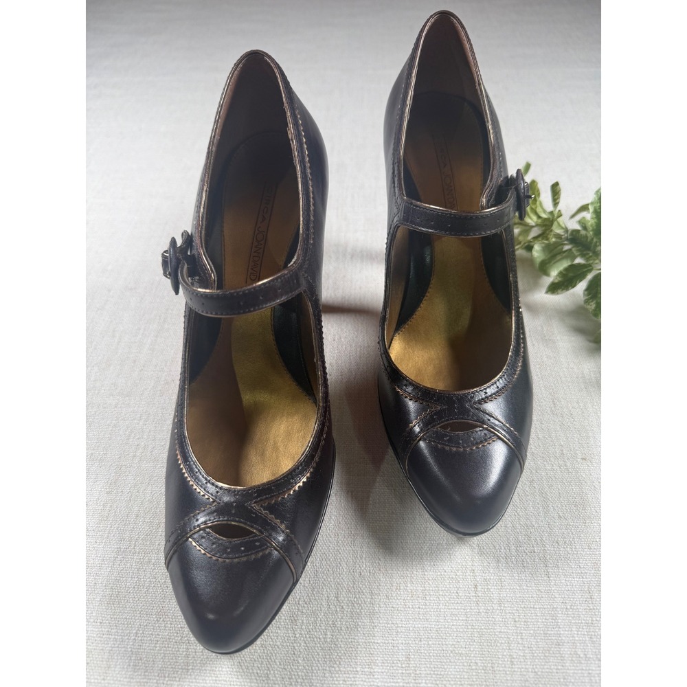 Circa Joan & David Brown Leather Mary Jane Pumps Gold Stitching Cutout Heels 9M